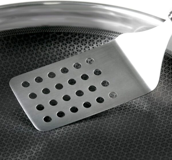 224-5 Etched Tri-ply Stainless Steel Wok 01